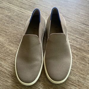 Lightly worn Rothy’s The Sneaker in Taupe Sz 6.5